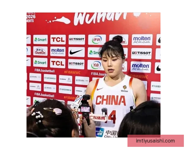 韩旭李月汝有意重返WNBA 女篮集训或以邓雨婷为核心 韩旭李月汝有意重返WNBA 女篮集训或以邓雨婷为核心