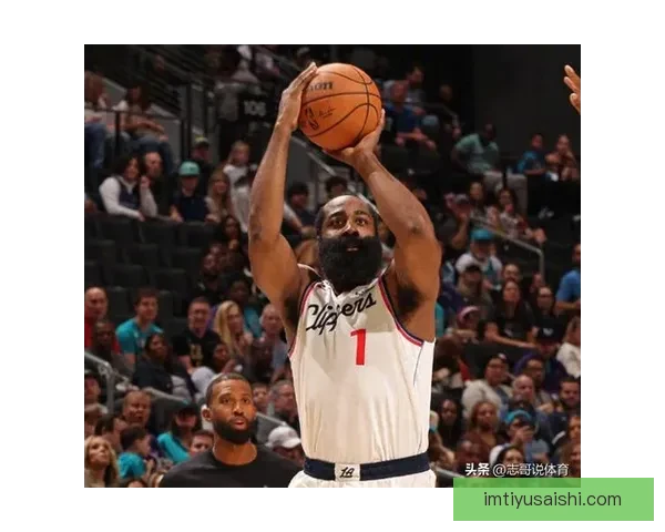 詹姆斯再现哈登三分尴尬 十投全失创NBA新纪录