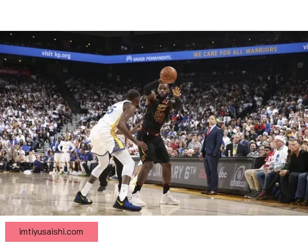 湖人豪取七连胜詹姆斯高效狂砍30分力压杜兰特上演激情暴扣盛宴震撼全场